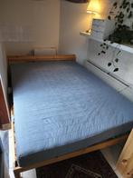 Tweepersoonsbed en matras IKEA, Huis en Inrichting, Slaapkamer | Bedden, Ophalen, Tweepersoons, 140 cm, Zo goed als nieuw