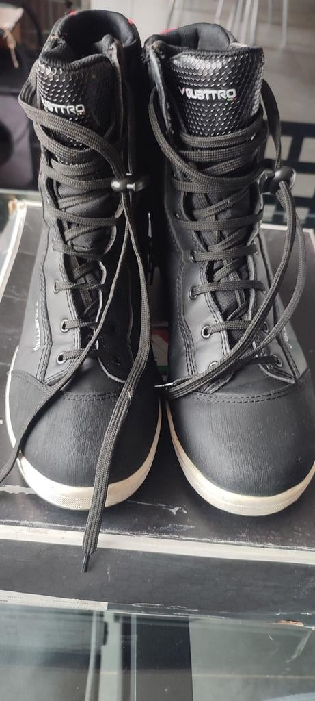 Basket Moto V'Quattro., Motos