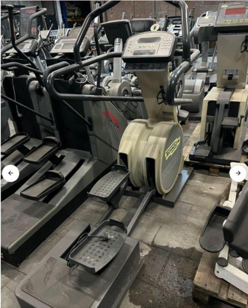 Technogym Rotex 600 XT Pro Crosstrainer, Sport en Fitness, Fitnessmaterialen, Gebruikt, Armen, Benen, Borst, Buik, Rug, Ophalen of Verzenden