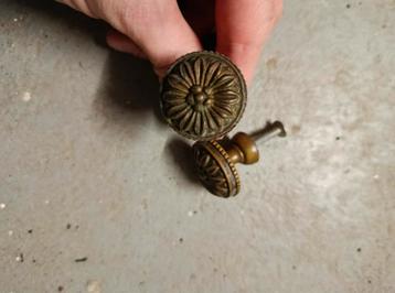 Boutons de tiroir/porte de cuisine  beschikbaar voor biedingen