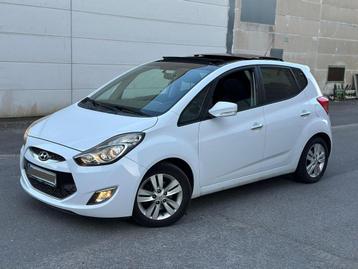 Hyundai IX20 2011* met panoramisch dak 222.000Km’s!*  EURO 5 beschikbaar voor biedingen