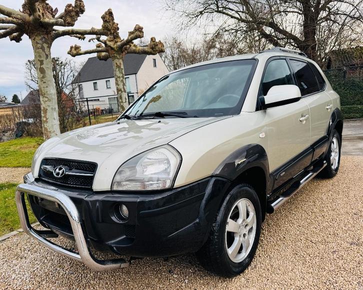 MAGNIFIQUE CLIMATISATION HYUNDAI TUCSON 2.0CRDI APPROUVÉE, Autos, Hyundai, Entreprise, Achat, Tucson, ABS, Airbags, Air conditionné