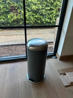 Vuilbak ikea, Ophalen