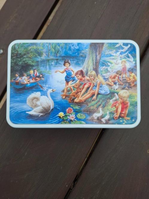 Boîte métallique rétro "Martine", Verzamelen, Blikken, Gebruikt, Overige, Overige merken, Ophalen of Verzenden