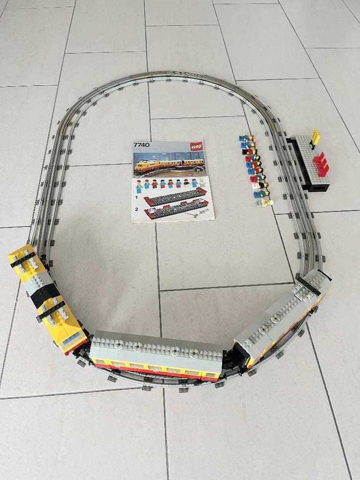 LEGO 7740 Inter-City Passenger Train Set, Enfants & Bébés, Jouets | Duplo & Lego, Utilisé, Lego, Ensemble complet, Enlèvement ou Envoi