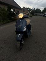 Vespa lx50 4v, Fietsen en Brommers, Ophalen, Zo goed als nieuw, Benzine