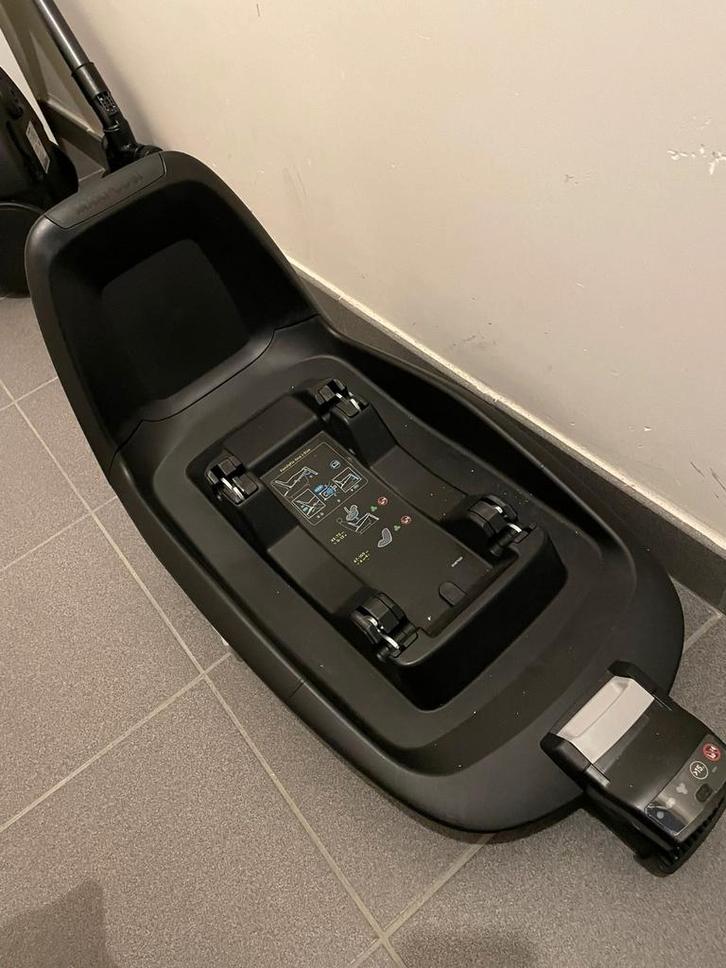 Basis voor autostoel of maxi cosi, Kinderen en Baby's, Autostoeltjes, Ophalen