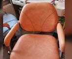 Chaise et chaise de bureau fabriquées dans le même matériau., Comme neuf, Rose, Enlèvement