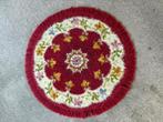 Ronde vintage tapijt, Enlèvement