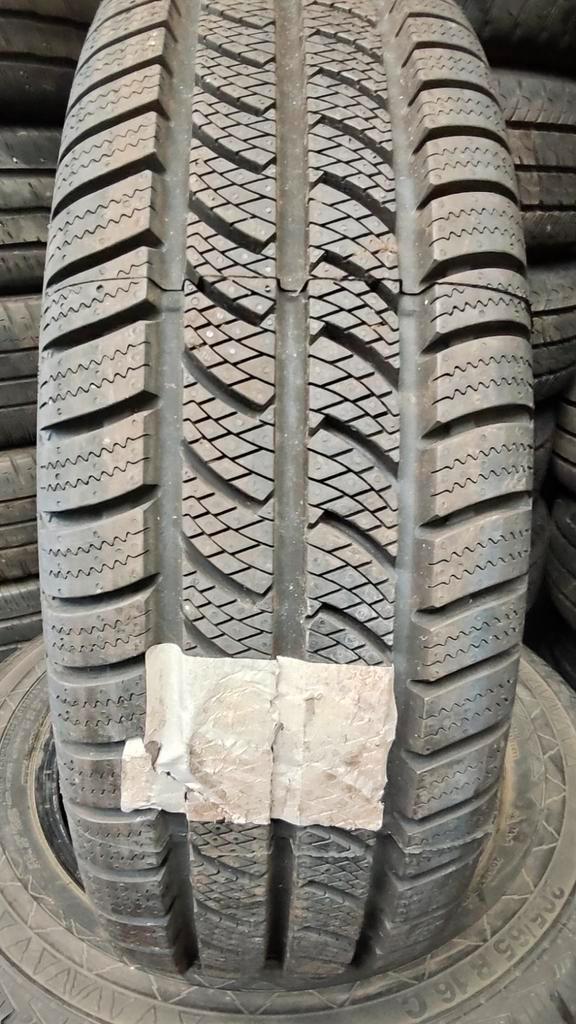 205/65r16c continental 205/65/r16c 20565r16c 4x winterbanden, Auto-onderdelen, Carrosserie, Voor, Ophalen