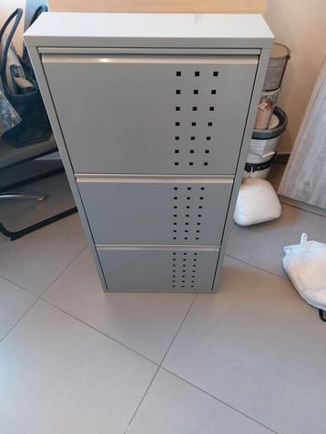 Schoenkast voor aan muur (metaal), Huis en Inrichting, Ophalen, Zo goed als nieuw