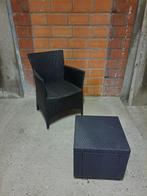 Tuinzetel met bijzettafel., Tuin en Terras, Ophalen, Kunststof, Bijzettafel, Zo goed als nieuw