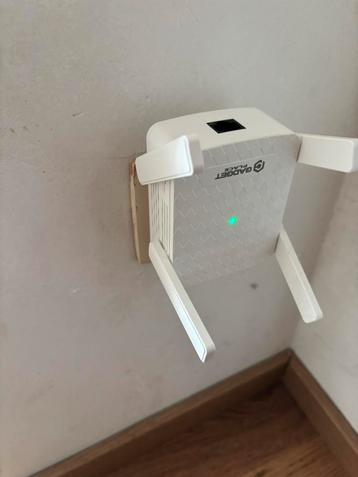 Wifi Booster Plug beschikbaar voor biedingen