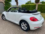 VW Beetle cabrio 1.6 TDi design 2013, Auto's, Cabriolet, Wit, Leder, Particulier