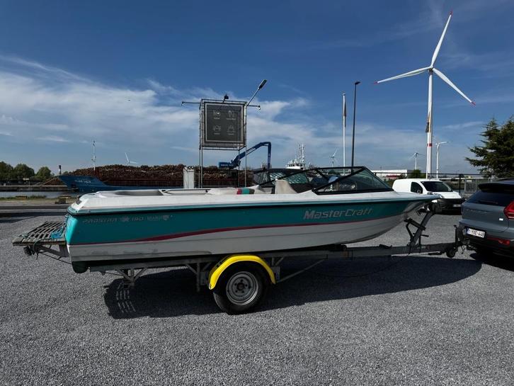 Boten, Watersport en Boten, Speedboten, Gebruikt, 3 tot 6 meter, Benzine, 200 pk of meer, Polyester, Binnenboordmotor, Ophalen