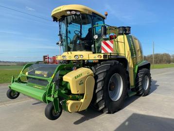 Ensileuse KRONE BIG X 700 avec bec  beschikbaar voor biedingen