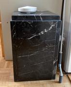 Marmeren blok, Ophalen, Zo goed als nieuw