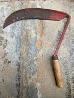 Vieille faux, Enlèvement