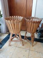 Rotan plantenstaanders, Enlèvement