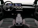 Mercedes-Benz A-klasse 250 e STAR EDITION + AMG LINE + PANO, Auto's, 4 deurs, Gebruikt, Zwart, 5 zetels