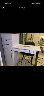 Nageltafel met afzuing, Ophalen, Zo goed als nieuw