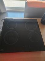 En mooie plaat voor op te koken het merk is van VALBERG, Ophalen