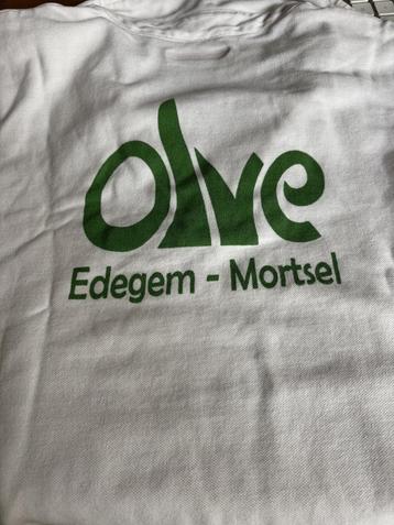 4 OLVE Turn T-shirts beschikbaar voor biedingen