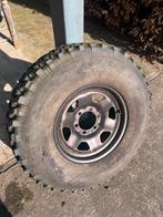 Land cruiser J7 wiel 235/85R16 MUD BFGOODRICH, Auto-onderdelen, Banden en Velgen, Ophalen