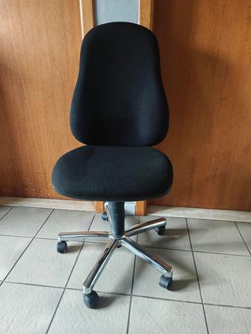  4 confort Bureau stoelen ( nauwelijks gebruikt) disponible aux enchères