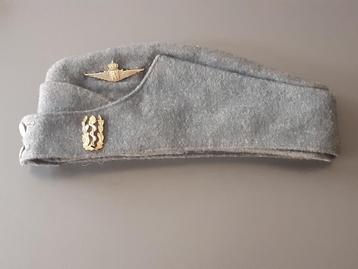 baret van belgische luchtmacht  beschikbaar voor biedingen