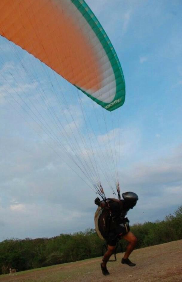 Parapente Paramoteur paramania gofly, Sports & Fitness, Vol à voile & Parapente, Utilisé, Paramoteur, Enlèvement