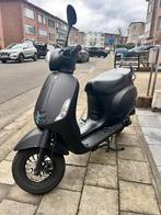 Gts b klasse, Fietsen en Brommers, Scooters | Overige merken, Ophalen of Verzenden, Zo goed als nieuw