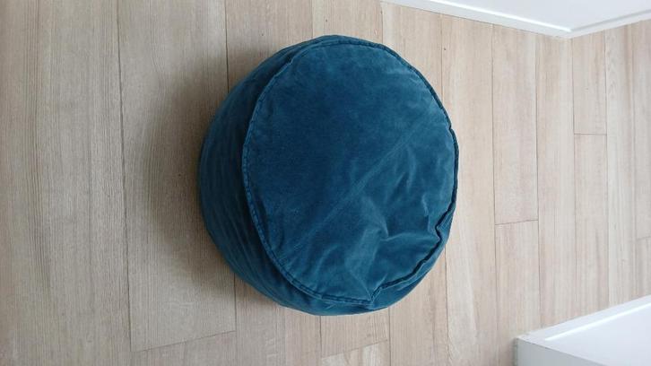 Kussenpoef van fluwelen stof, Huis en Inrichting, Zitzakken, Zo goed als nieuw, Zitzak, Groen, Ophalen