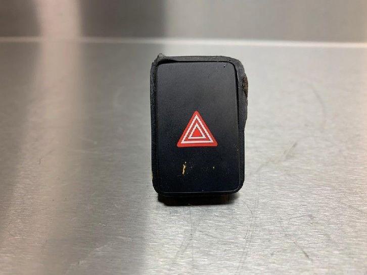 COMMUTATEUR DE FEUX DE DETRESSE Honda Civic (FK6 / 7/8/9), Autos : Pièces & Accessoires, Tableau de bord & Interrupteurs, Honda