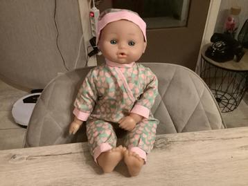 Speelgoed babypop (37 cm) (Geluid) beschikbaar voor biedingen