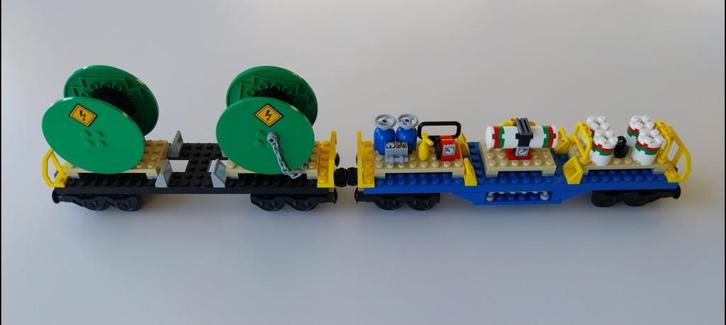 Lego trein: wagon met haspels + octan wagon, Kinderen en Baby's, Speelgoed | Duplo en Lego, Zo goed als nieuw, Lego, Complete set