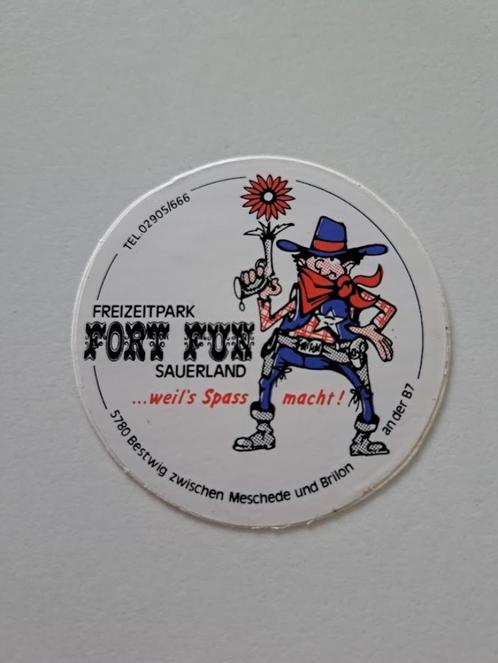 Vintage Sticker - Freizeitpark Fort Fun Sauerland - Bestwig, Verzamelen, Stickers, Zo goed als nieuw, Bedrijf of Vereniging, Ophalen of Verzenden