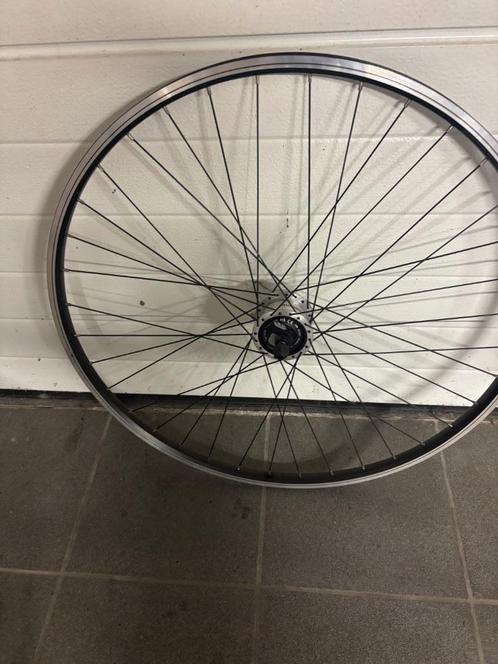 Voorwiel met naafdynamo Shimano te koop, Fietsen en Brommers, Fietsonderdelen, Nieuw, Wiel, Ophalen