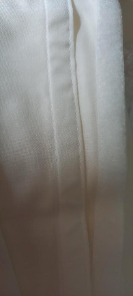 NIEUW 2 niet gebruikte gordijnpanelen met velcro, Maison & Meubles, Armoires | Armoires à porte coulissante & Armoires à archives