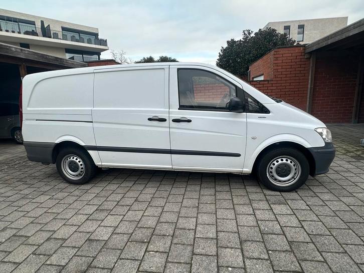 Mercedes vito lichte vracht, Auto's, Mercedes-Benz, Particulier, Vito, Diesel, Euro 6, 4 deurs, Handgeschakeld, Wit, Zwart, Leder