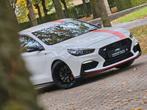 Hyundai i30 N performance | 10/35 THIERRY NEUVILLE SPECIAL, Auto's, Hyundai, Voorwielaandrijving, 1998 cc, Alcantara, Wit