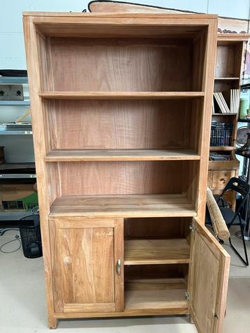Te koop: Houten opbergkast / boekenkast – 100 x 40 x 190 cm beschikbaar voor biedingen