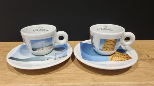 2 tasses et soucoupes à expresso | Illy Art Collection 2017, Collections, Porcelaine, Cristal & Couverts, Comme neuf, Tasse et/ou soucoupe