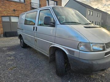 Volkswagen T4 
2500cc TDI
Met Airco  beschikbaar voor biedingen