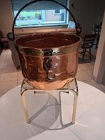 Antieke grote koperen ketel met hengsel, Ophalen