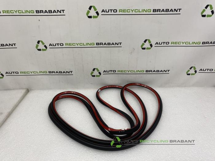 Diversen van een Bentley Bentayga, Auto-onderdelen, Overige Auto-onderdelen, Gebruikt, 3 maanden garantie