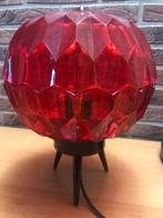 Petite lampe tripode rouge année 70, Enlèvement