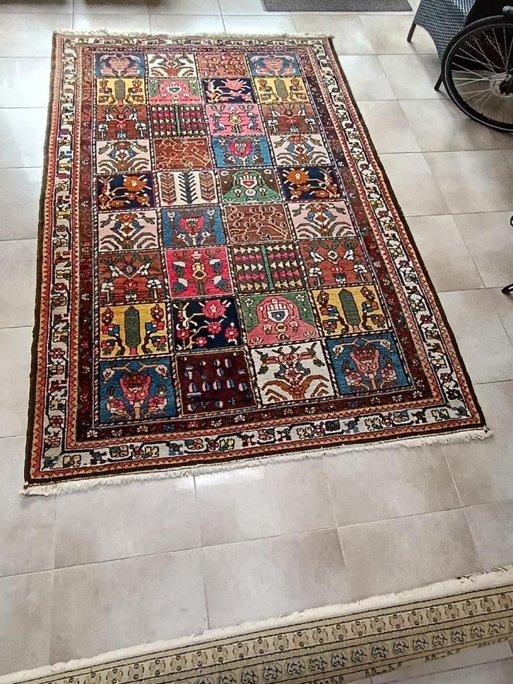 Perzisch  tapijt Handgeknoopt (Iran), Huis en Inrichting, Overige Huis en Inrichting, Zo goed als nieuw, Ophalen