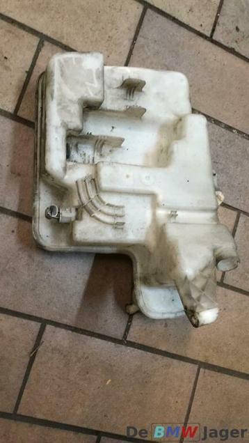 Ruitensproeierreservoir voor BMW E60 61667034967 beschikbaar voor biedingen