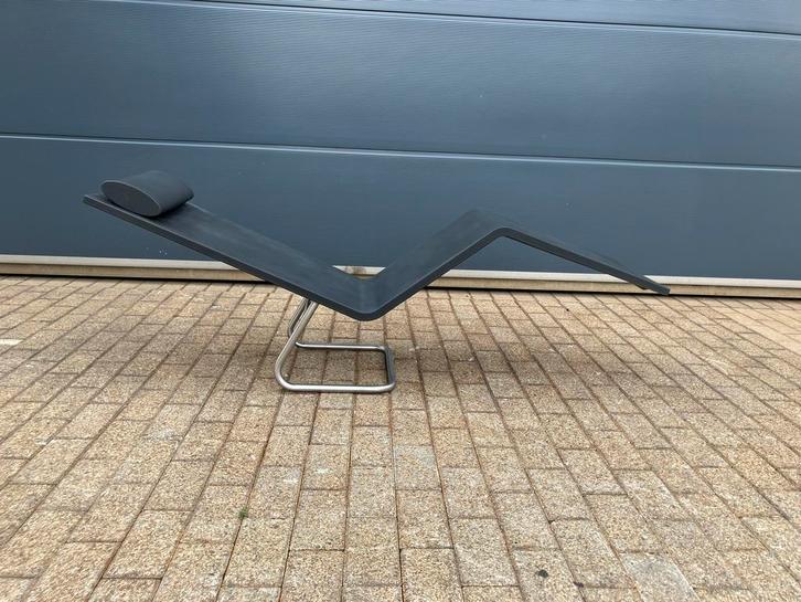 Vitra Mvs chaise longue, Maarten Van Severen, Huis en Inrichting, Zetels | Voetbanken en poefs, Ophalen of Verzenden